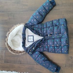 Toddler girls size 4 blue with colorful hearts winter puffer coat